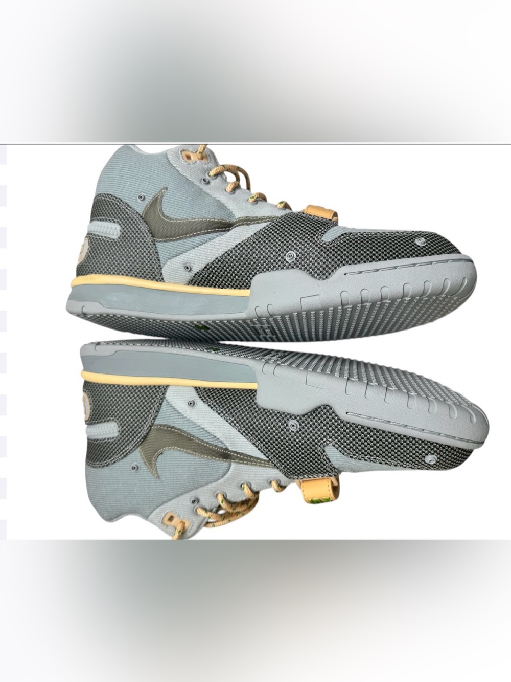 Nike Men's Mint Green and Gold Slip-On Sneaker - Picture 4 of 14